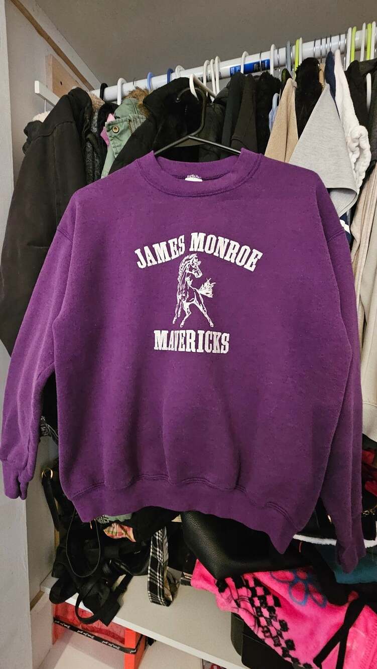 Vintage Fruit Of The Loom James Monroe Mavericks Purple Crewneck Sweatshirt